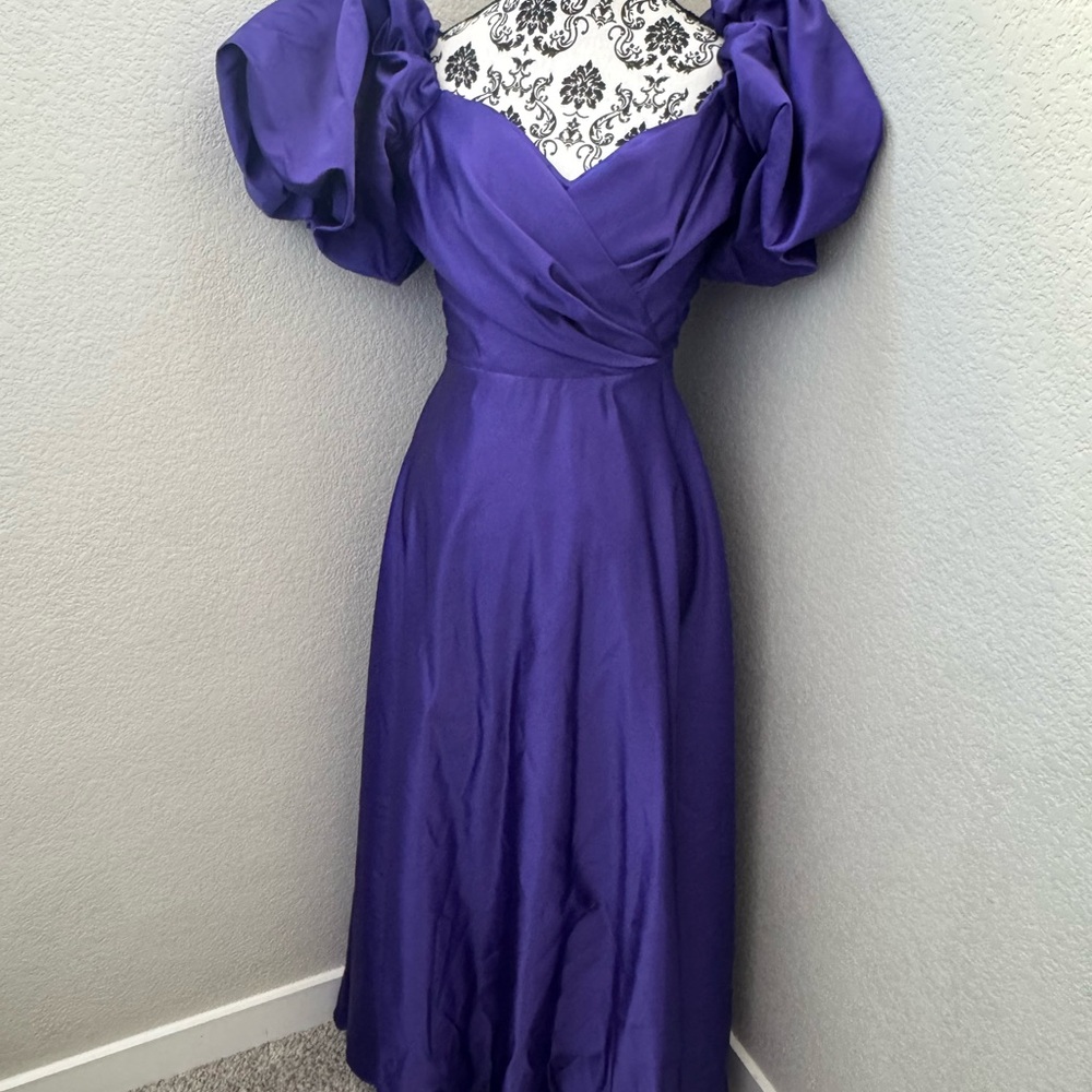 Elegant 1970s puffy balloon sleeve Purple Evening prom Dress